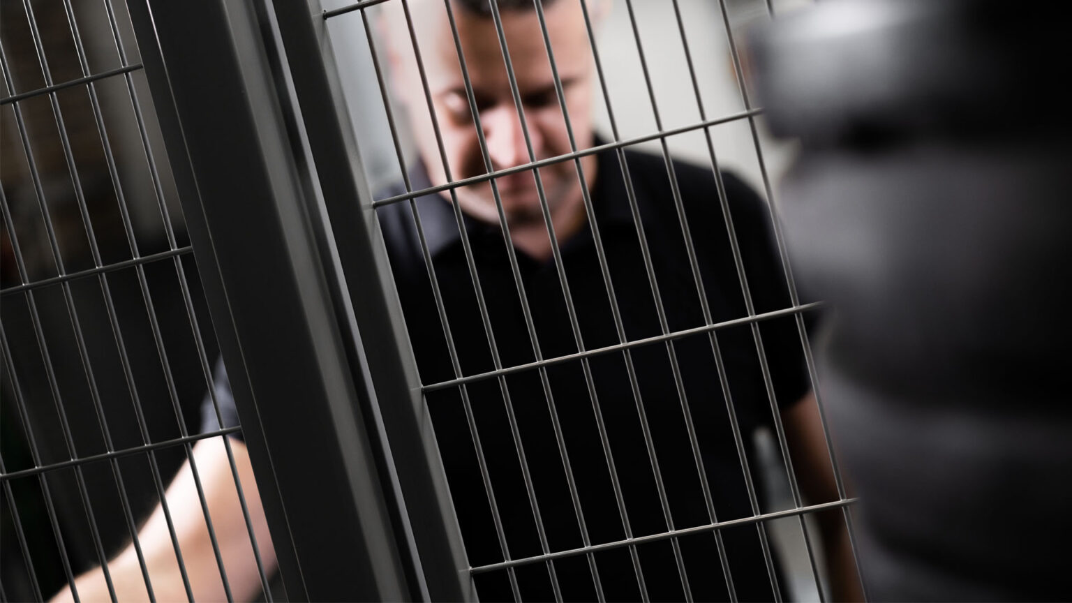 Interactive Assembly Instructions for Troax Machine Guarding